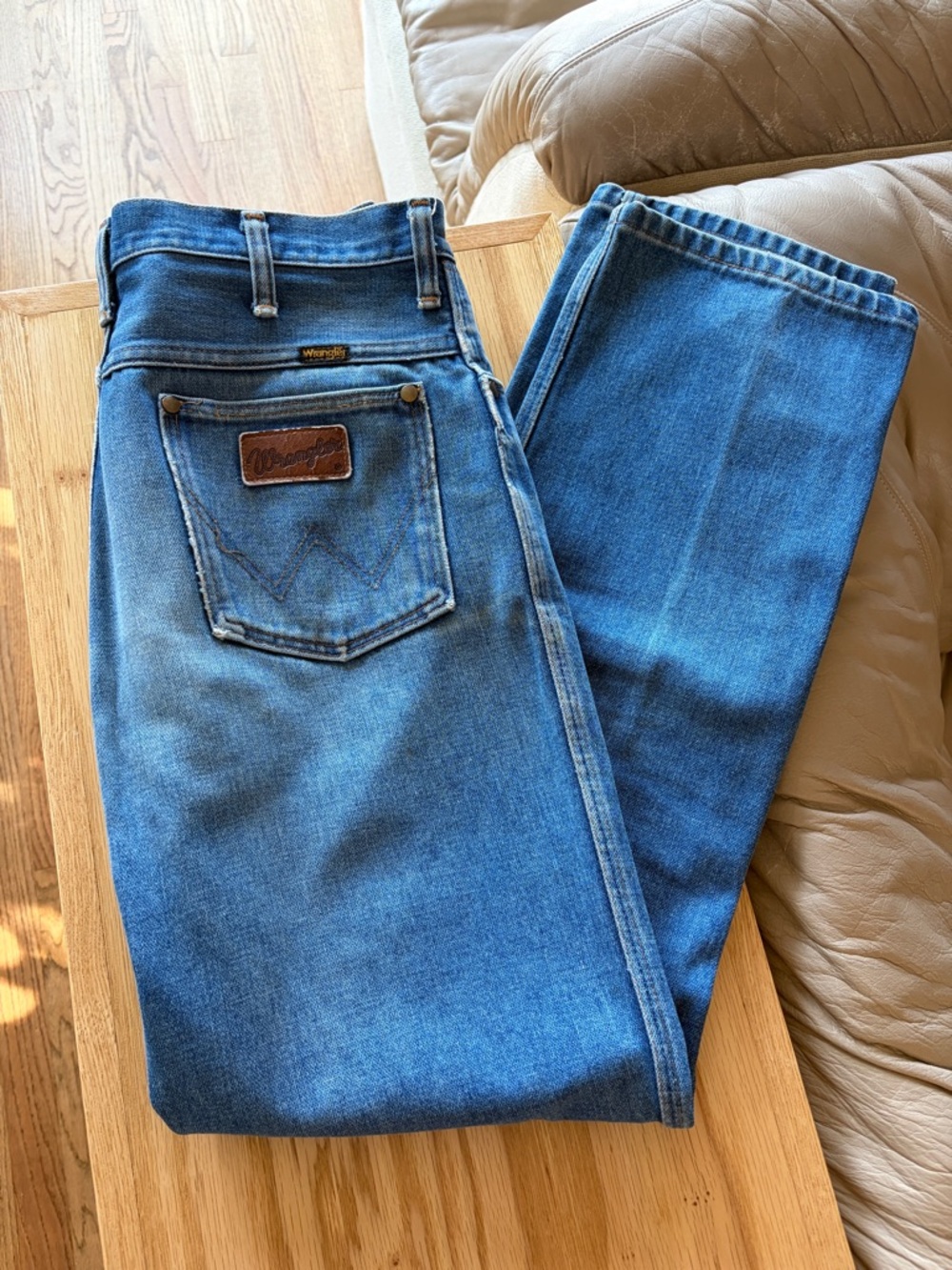 Vintage 80s / 90s Wrangler Jeans 34x32 Classic Western Denim Straight Leg USA